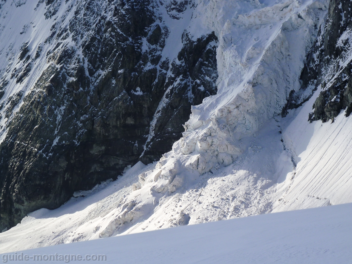 Cabane_des_dix-Cabane_des_Vignettes_07