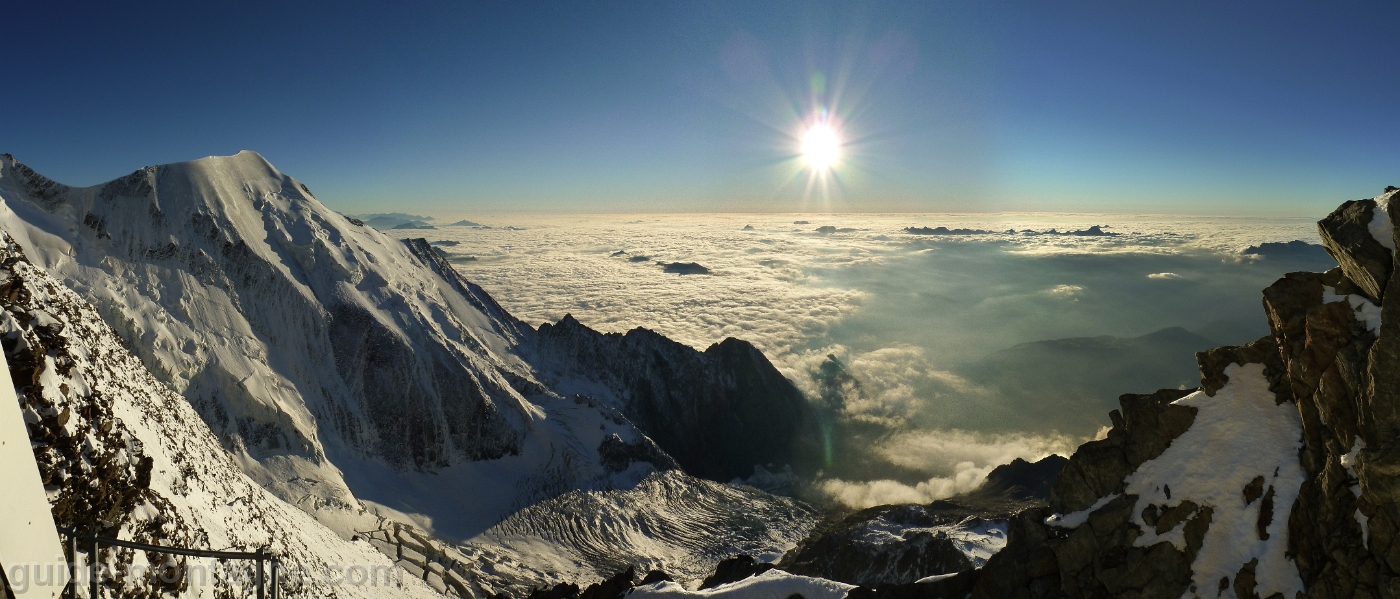 Vue_du_refuge_du_Gouter_3