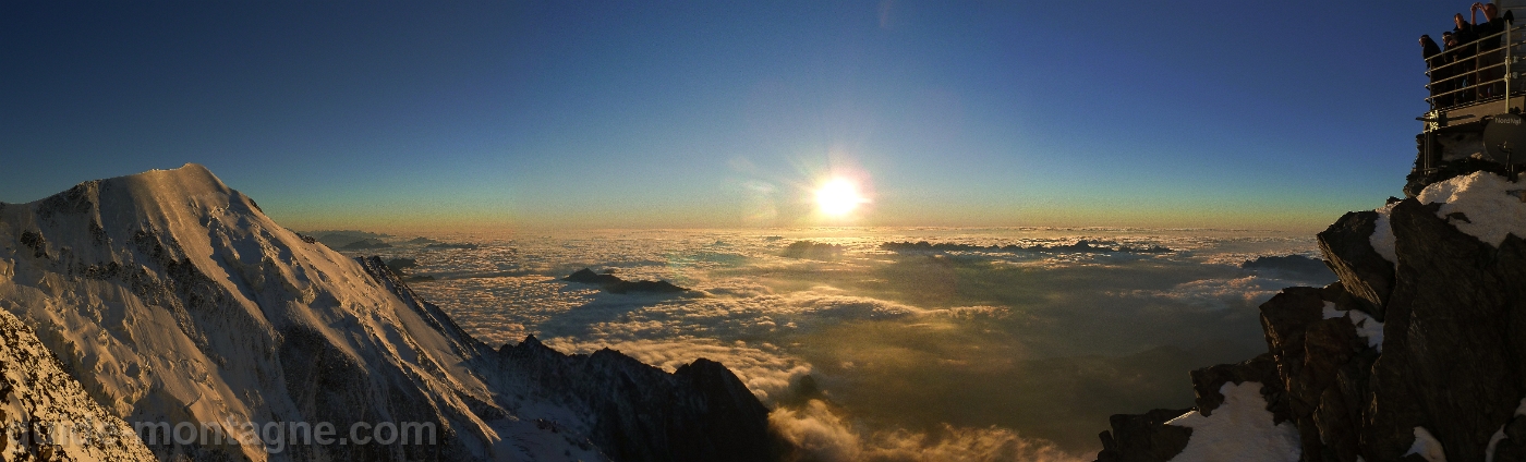 Vue_du_refuge_du_Gouter_4