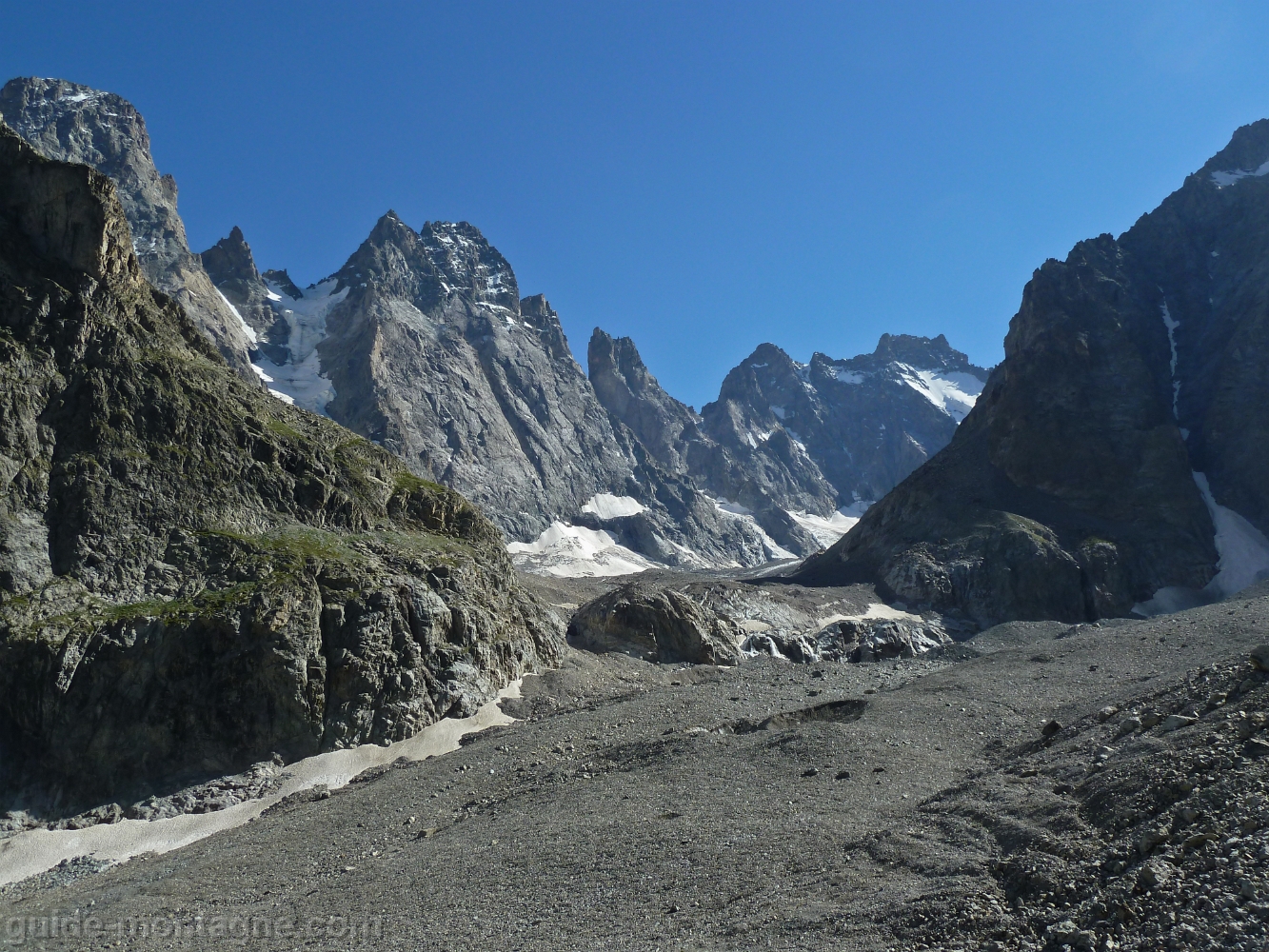 Pilier_sud_des_Ecrins_02